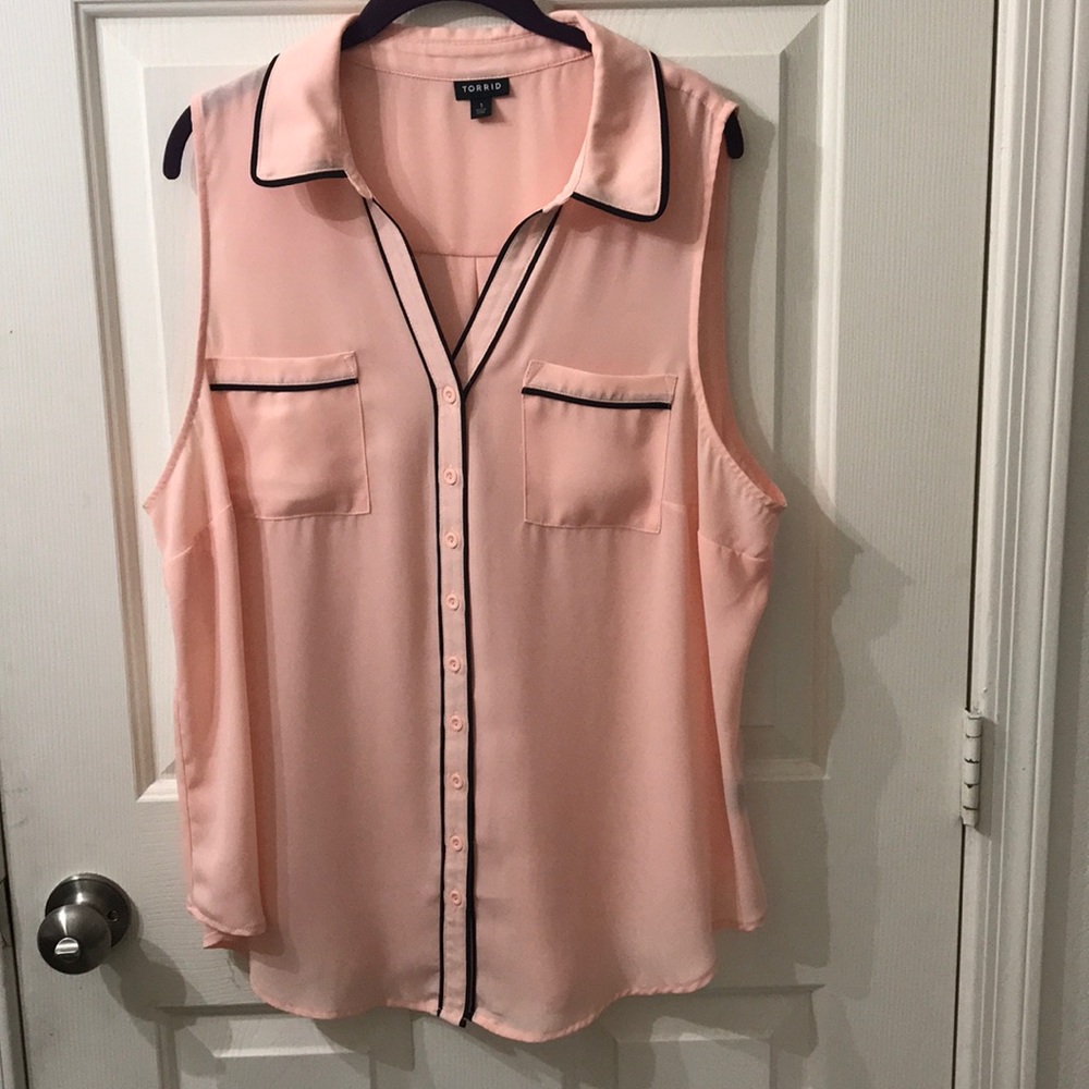 Torrid dressy top!